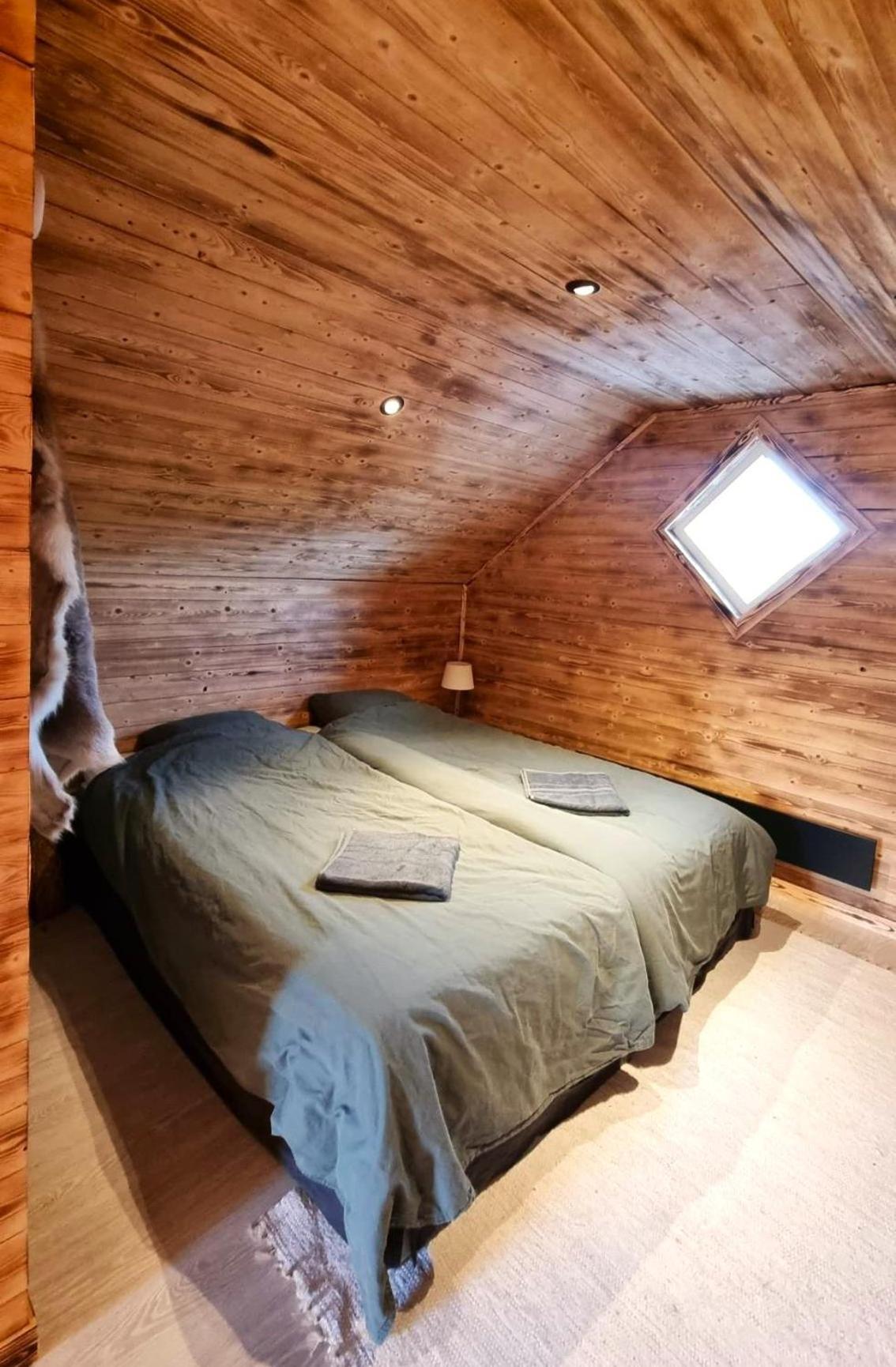 Cozy Cabin Styled Loft Кируна Екстериор снимка